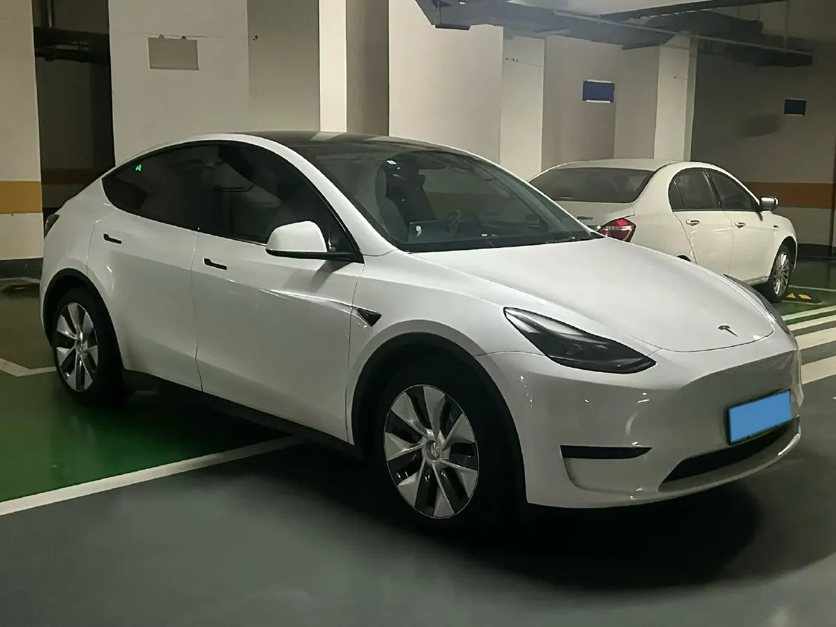 2022 Tesla Model Y BEV 60KWH,autocango,china used car exporter,china ev exporter,chinese used car exporter,chinese used ev exporter