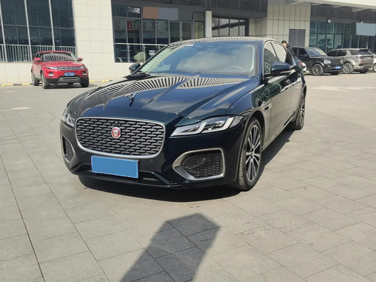 2024 Jaguar XFL 2.0T 250HP L4 8AT,autocango,china used car exporter,china ev exporter,chinese used car exporter,chinese used ev exporter