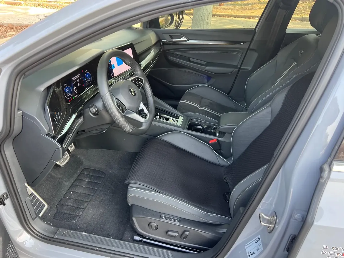 2023 Volkswagen Golf 1.4T 150HP L4 7DCT,autocango,china used car exporter,china ev exporter,chinese used car exporter,chinese used ev exporter