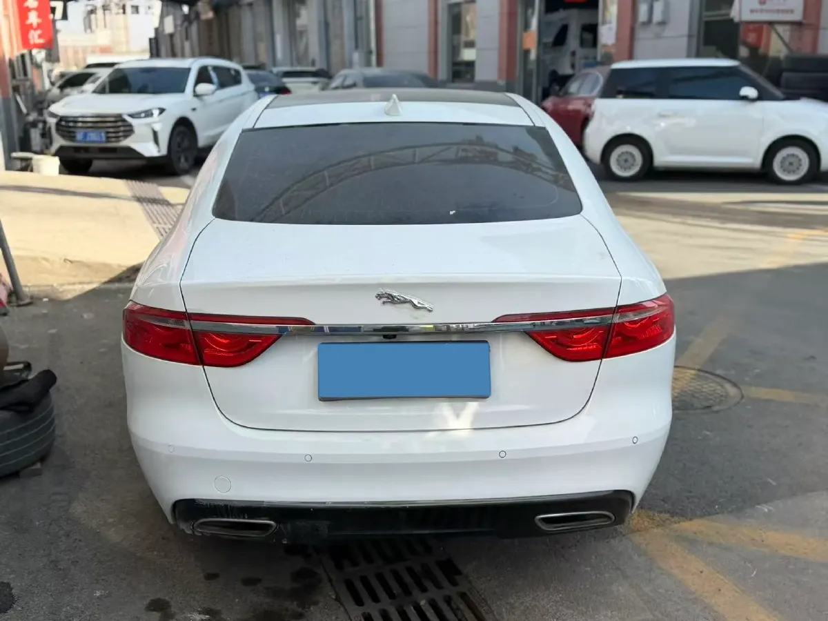 2019 HongQi HS7 3.0T 337HP V6 8AT,autocango,china used car exporter,china ev exporter,chinese used car exporter,chinese used ev exporter