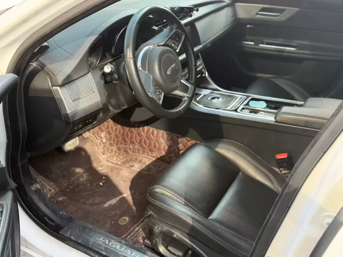 2019 HongQi HS7 3.0T 337HP V6 8AT,autocango,china used car exporter,china ev exporter,chinese used car exporter,chinese used ev exporter