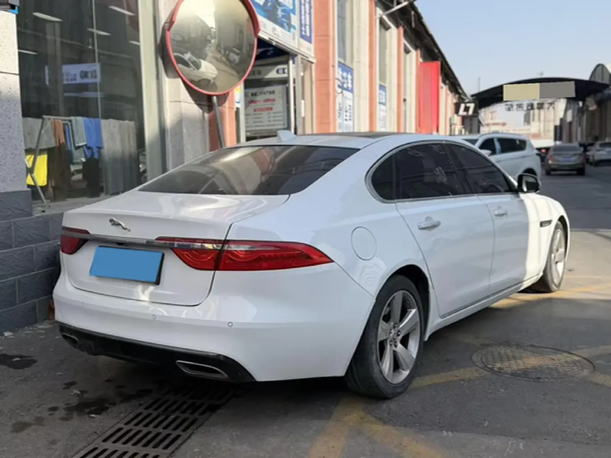 2019 HongQi HS7 3.0T 337HP V6 8AT,autocango,china used car exporter,china ev exporter,chinese used car exporter,chinese used ev exporter