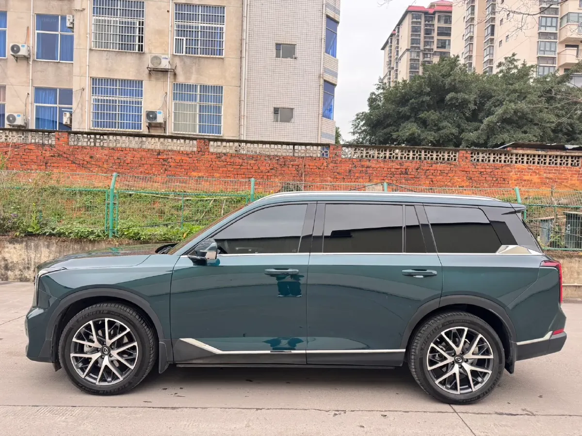 2022 GAC Trumpchi GS8 2.0T 252HP L4 8AT,autocango,china used car exporter,china ev exporter,chinese used car exporter,chinese used ev exporter