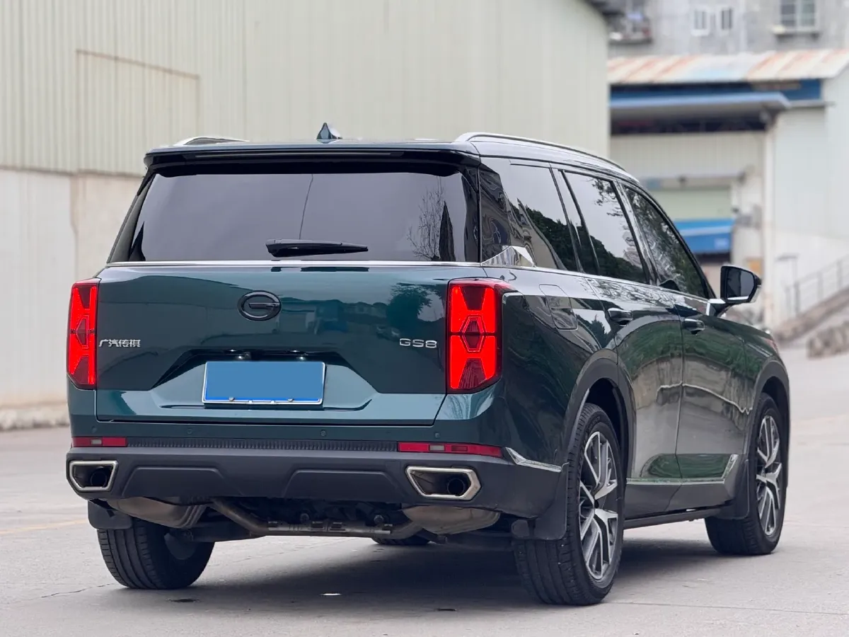 2022 GAC Trumpchi GS8 2.0T 252HP L4 8AT,autocango,china used car exporter,china ev exporter,chinese used car exporter,chinese used ev exporter