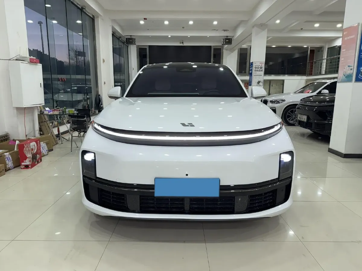2024 Li L7 Range Extended 154HP REEV 42.8KWH,autocango,china used car exporter,china ev exporter,chinese used car exporter,chinese used ev exporter