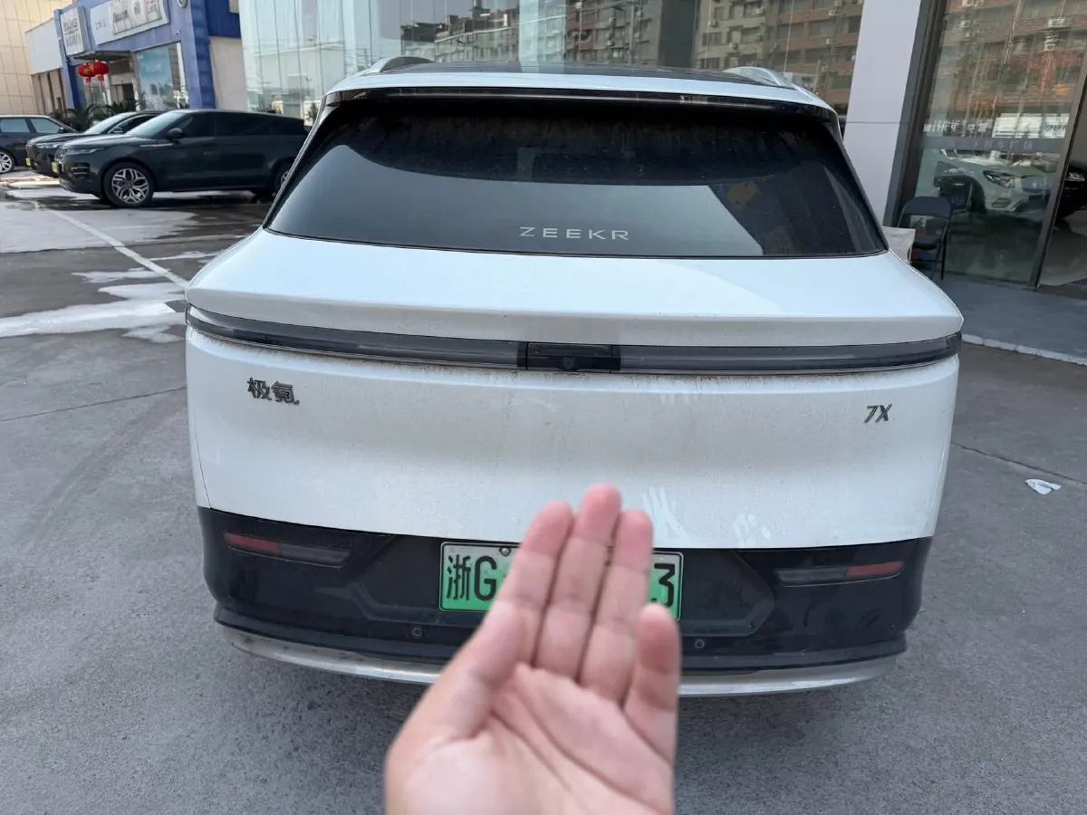 2025 Zeekr 7X BEV 75KWH,autocango,china used car exporter,china ev exporter,chinese used car exporter,chinese used ev exporter