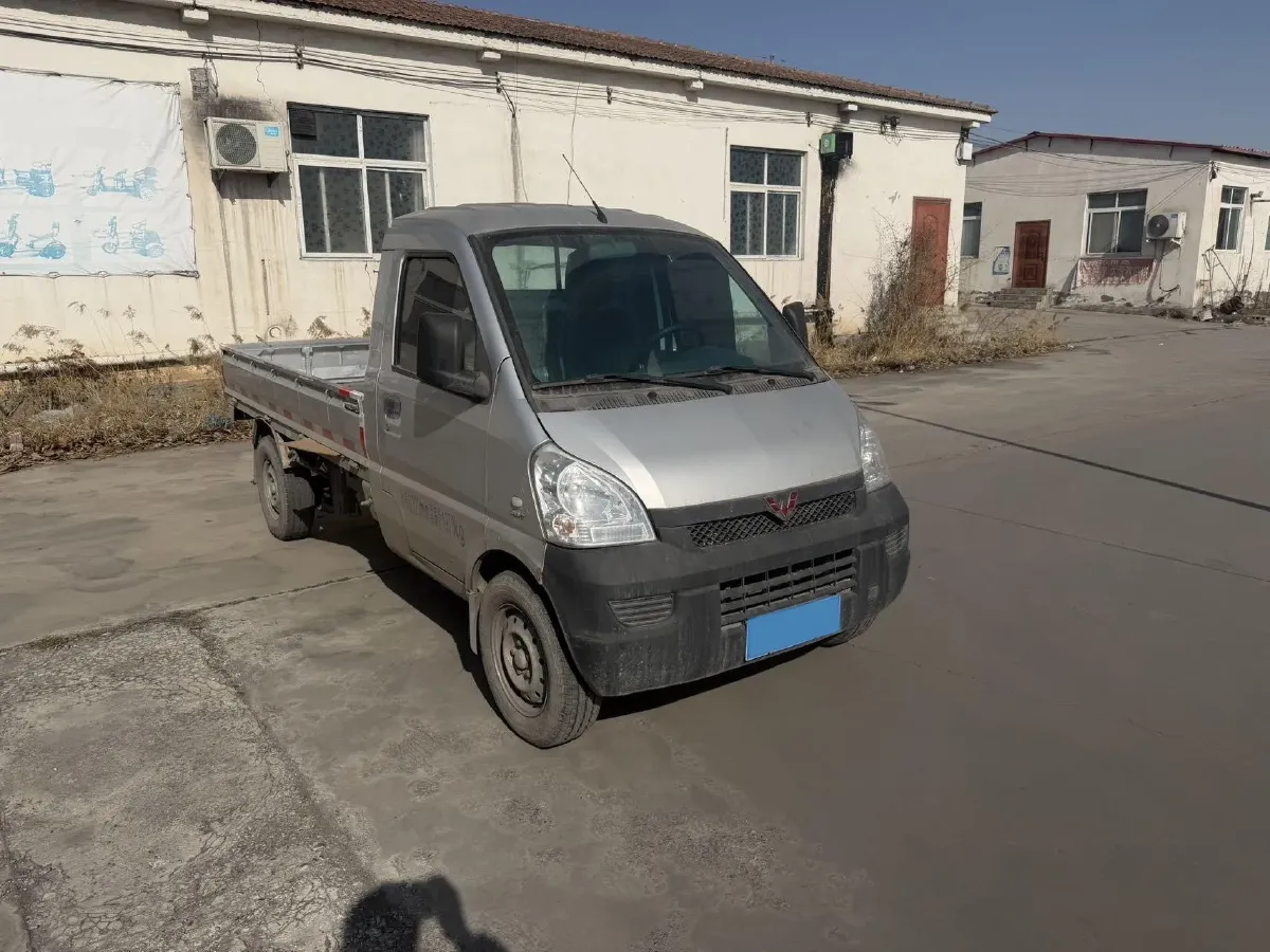 2019 WuLing RongGuang New Truck 1.5L 107HP L4 5MT,autocango,china used car exporter,china ev exporter,chinese used car exporter,chinese used ev exporter