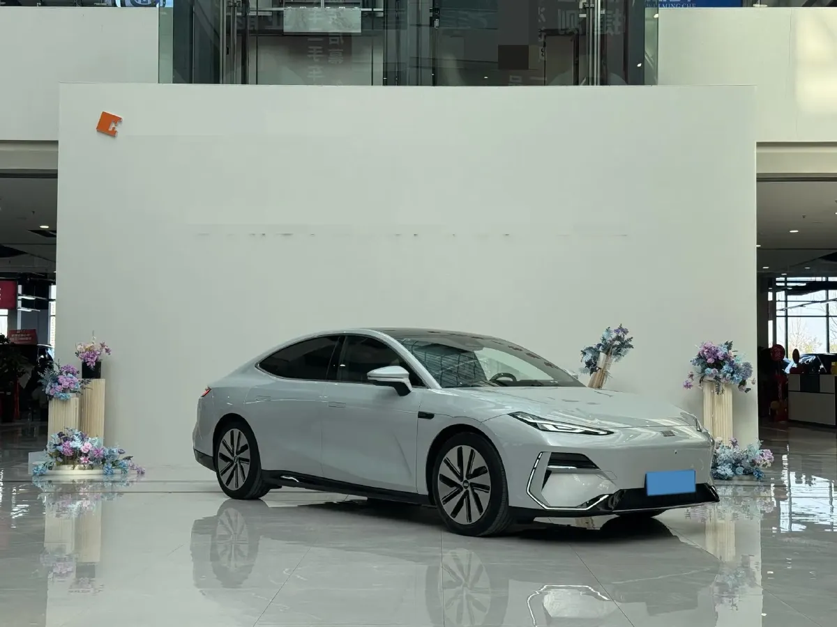 2024 Geely Galaxy E8 BEV 76KWH,autocango,china used car exporter,china ev exporter,chinese used car exporter,chinese used ev exporter