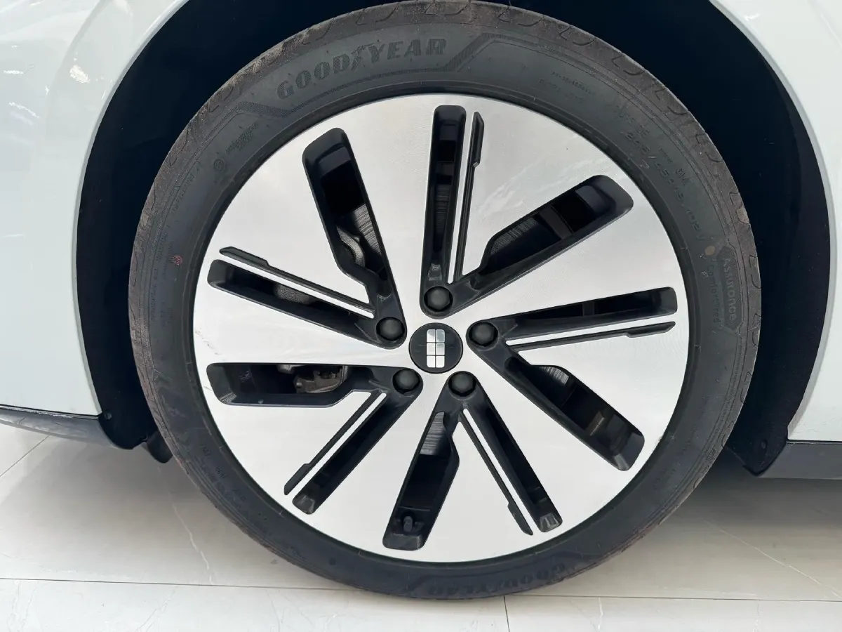 2024 Geely Galaxy E8 BEV 76KWH,autocango,china used car exporter,china ev exporter,chinese used car exporter,chinese used ev exporter