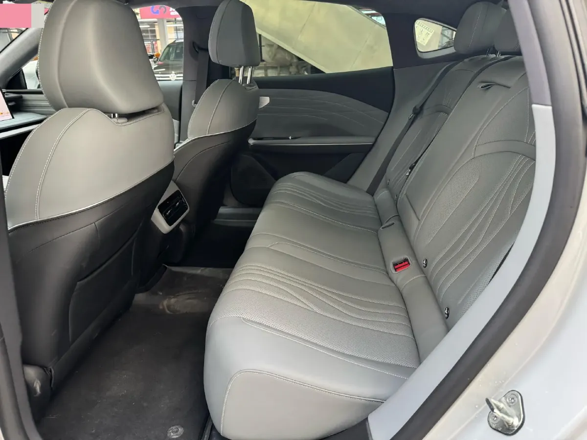 2024 Geely Galaxy E8 BEV 76KWH,autocango,china used car exporter,china ev exporter,chinese used car exporter,chinese used ev exporter