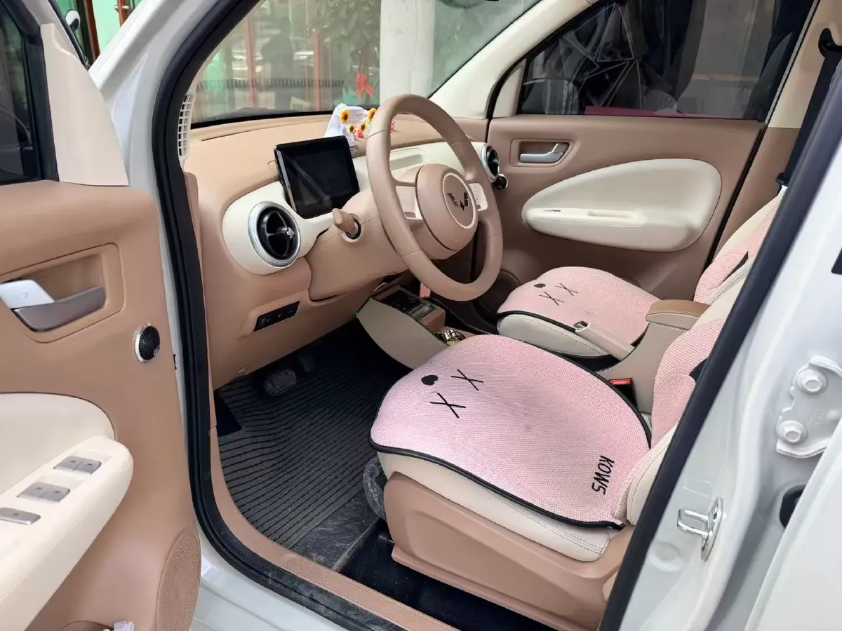2023 BaoJun KiWi EV BEV 31.9KWH,autocango,china used car exporter,china ev exporter,chinese used car exporter,chinese used ev exporter