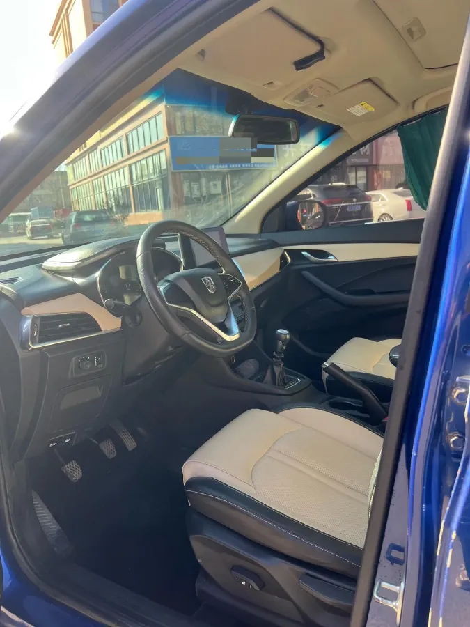 2018 BaoJun 360 1.5L 112HP L4 6MT,autocango,china used car exporter,china ev exporter,chinese used car exporter,chinese used ev exporter