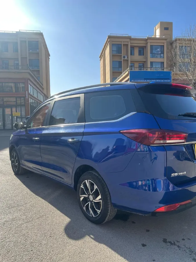 2018 BaoJun 360 1.5L 112HP L4 6MT,autocango,china used car exporter,china ev exporter,chinese used car exporter,chinese used ev exporter