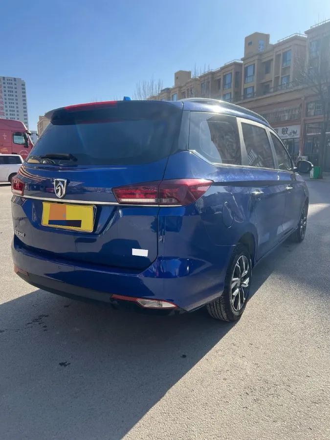 2018 BaoJun 360 1.5L 112HP L4 6MT,autocango,china used car exporter,china ev exporter,chinese used car exporter,chinese used ev exporter