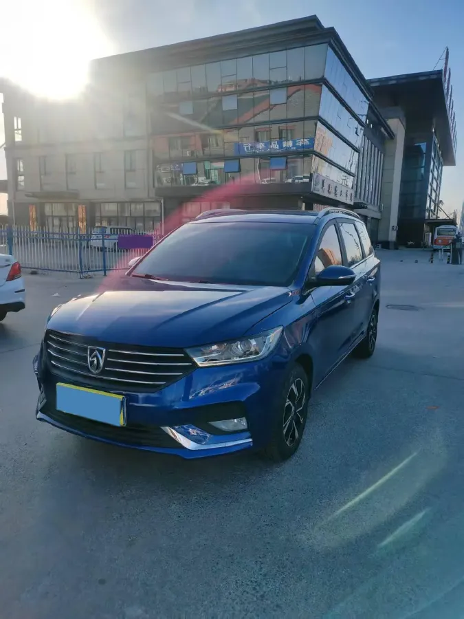 2018 BaoJun 360 1.5L 112HP L4 6MT,autocango,china used car exporter,china ev exporter,chinese used car exporter,chinese used ev exporter
