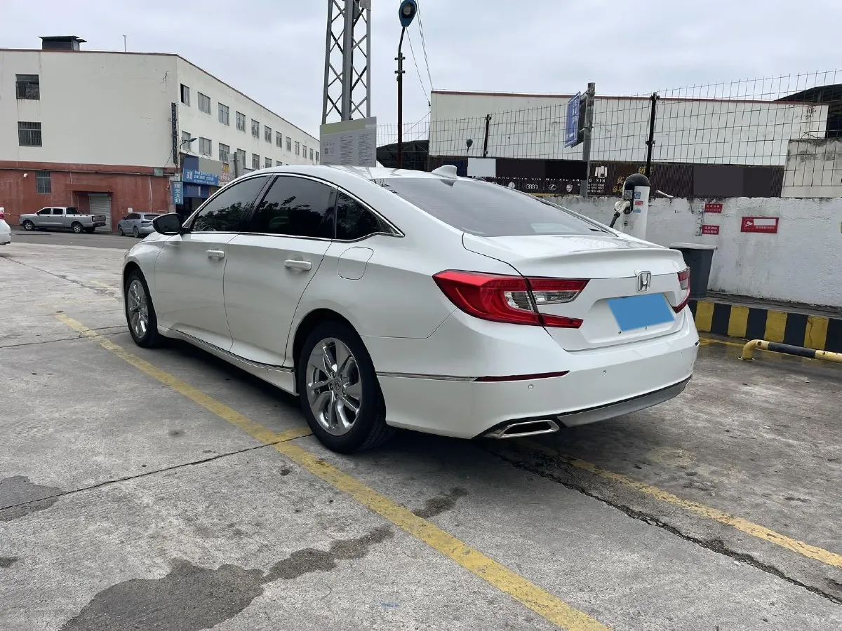 2018 Honda Accord 1.5T 194HP L4 CVT,autocango,china used car exporter,china ev exporter,chinese used car exporter,chinese used ev exporter