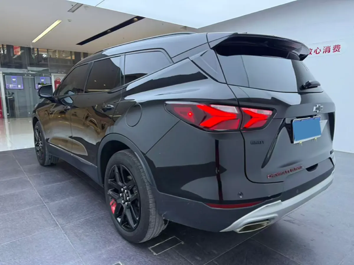 2021 BMW 3 Series 2.0T 156HP L4 8AT,autocango,china used car exporter,china ev exporter,chinese used car exporter,chinese used ev exporter