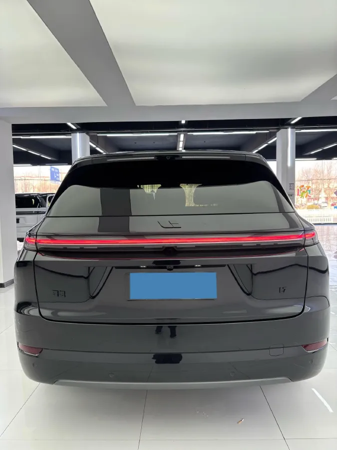 2024 Li L8 Range Extended 154HP REEV 42.8KWH,autocango,china used car exporter,china ev exporter,chinese used car exporter,chinese used ev exporter
