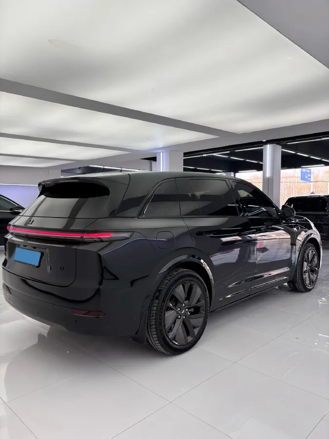 2024 Li L8 Range Extended 154HP REEV 42.8KWH,autocango,china used car exporter,china ev exporter,chinese used car exporter,chinese used ev exporter