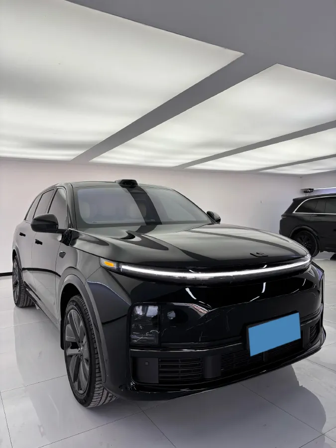 2024 Li L8 Range Extended 154HP REEV 42.8KWH,autocango,china used car exporter,china ev exporter,chinese used car exporter,chinese used ev exporter