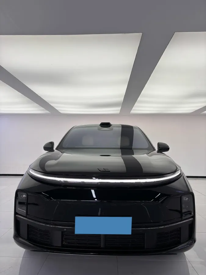 2024 Li L8 Range Extended 154HP REEV 42.8KWH,autocango,china used car exporter,china ev exporter,chinese used car exporter,chinese used ev exporter