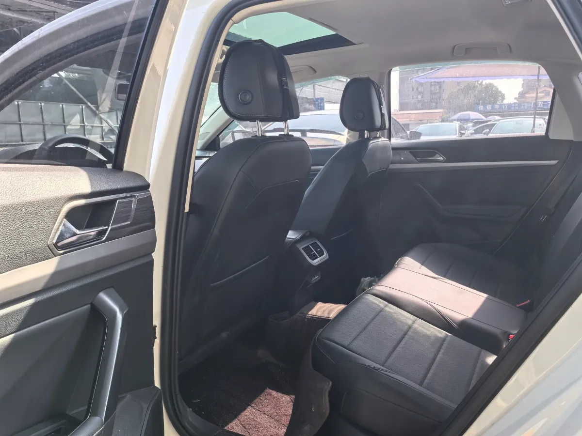 2019 Volkswagen Lavida 1.5L 113HP L4 6AT,autocango,china used car exporter,china ev exporter,chinese used car exporter,chinese used ev exporter