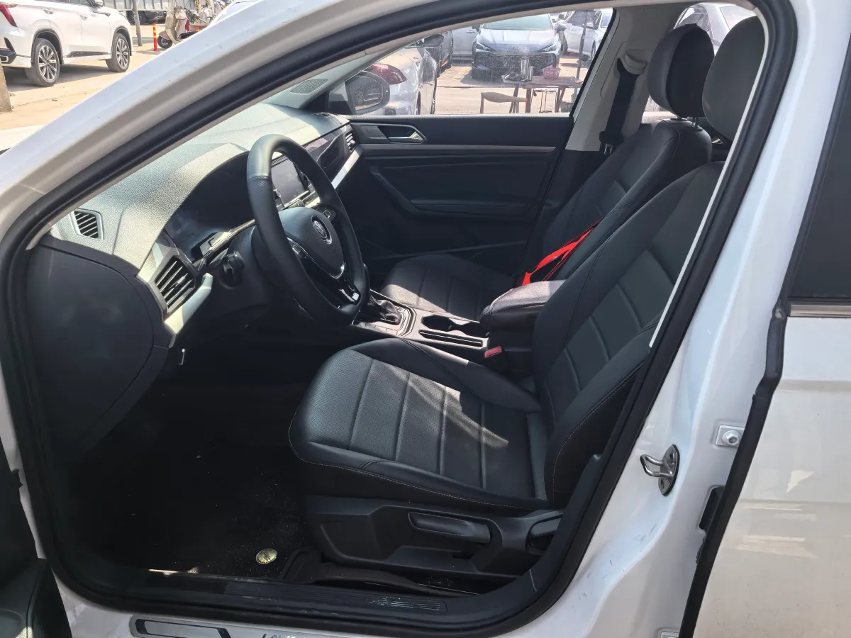 2019 Volkswagen Lavida 1.5L 113HP L4 6AT,autocango,china used car exporter,china ev exporter,chinese used car exporter,chinese used ev exporter