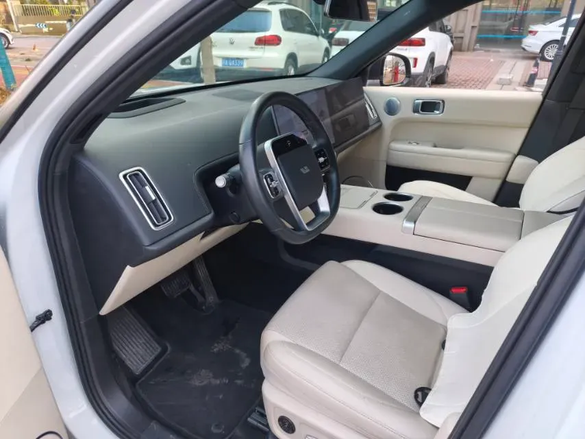 2024 Li L6 Range Extended 154HP L4 REEV 36.8KWH,autocango,china used car exporter,china ev exporter,chinese used car exporter,chinese used ev exporter