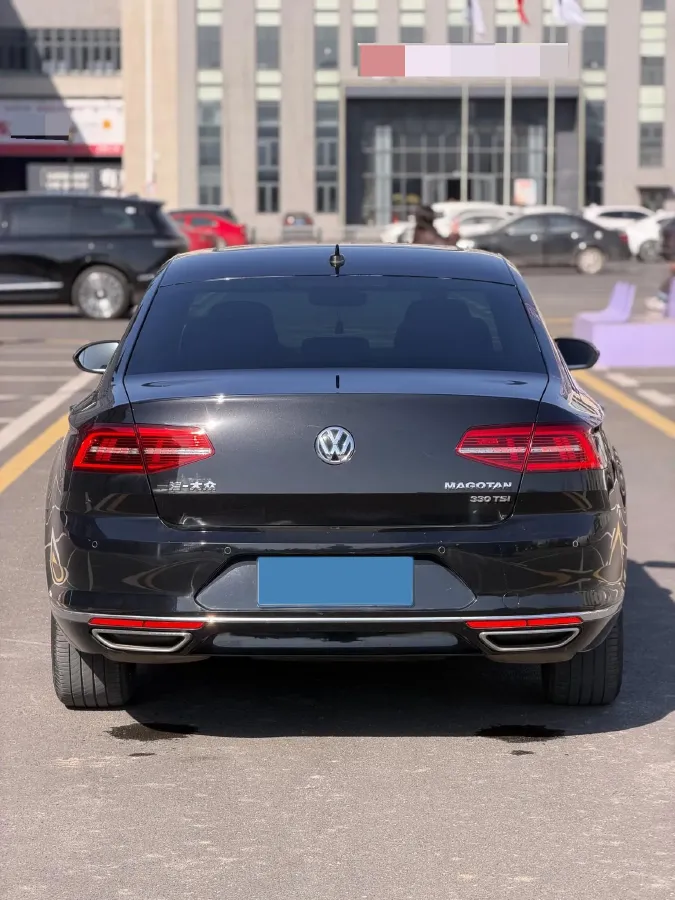 2019 Volkswagen Magotan 2.0T 186HP L4 7DCT,autocango,china used car exporter,china ev exporter,chinese used car exporter,chinese used ev exporter