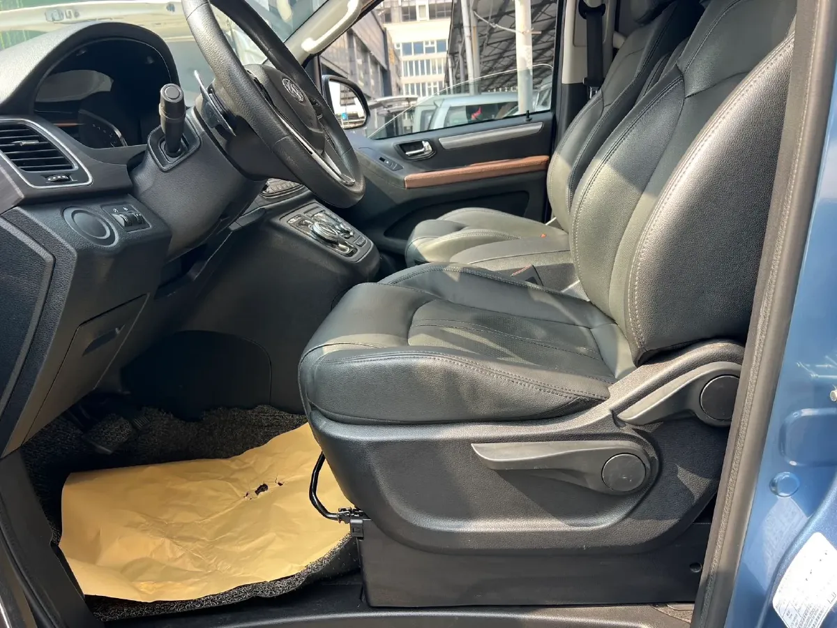 2022 MAXUS G10 2.0T 224HP L4 8AT,autocango,china used car exporter,china ev exporter,chinese used car exporter,chinese used ev exporter