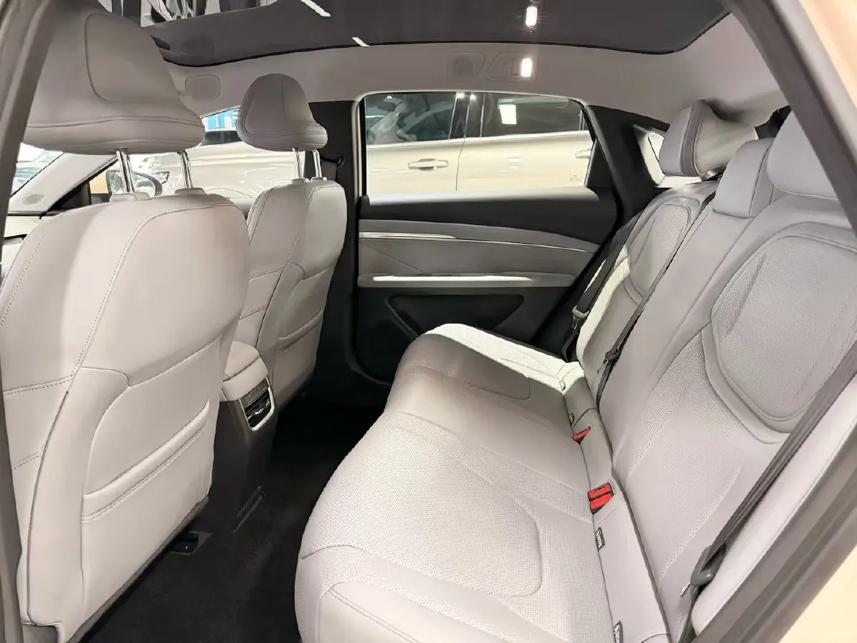 2024 Xpeng MONA M03 BEV 62.2KWH,autocango,china used car exporter,china ev exporter,chinese used car exporter,chinese used ev exporter