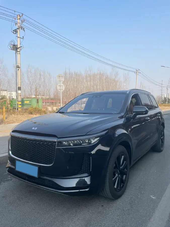 2020 Li ONE Range Extended 131HP REEV 40.5KWH,autocango,china used car exporter,china ev exporter,chinese used car exporter,chinese used ev exporter