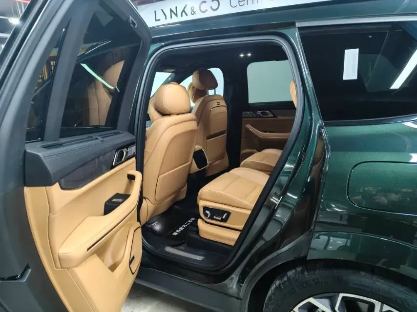 2024 LYNK&CO 09 EM-P 2.0T 254HP L4 3DHT PHEV 40.1KWH,autocango,china used car exporter,china ev exporter,chinese used car exporter,chinese used ev exporter