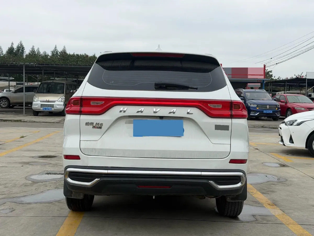 2021 Haval M6 1.5T 150HP L4 7DCT,autocango,china used car exporter,china ev exporter,chinese used car exporter,chinese used ev exporter