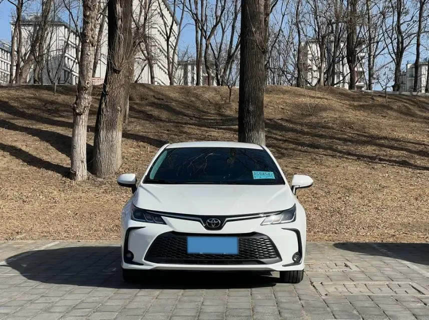 2025 Toyota Corolla 1.8L 98HP L4 E-CVT Hybrid,autocango,china used car exporter,china ev exporter,chinese used car exporter,chinese used ev exporter