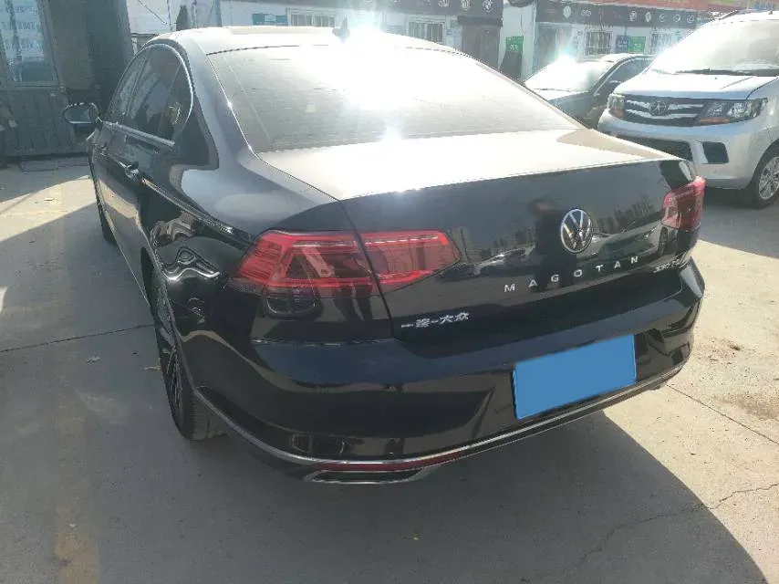 2020 Volkswagen Magotan 2.0T 186HP L4 7DCT,autocango,china used car exporter,china ev exporter,chinese used car exporter,chinese used ev exporter
