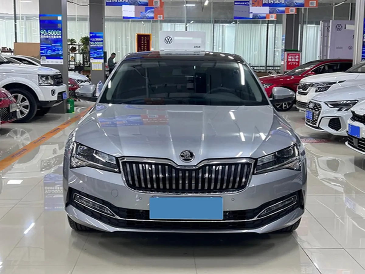 2023 Skoda Superb 1.4T 150HP L4 7DCT,autocango,china used car exporter,china ev exporter,chinese used car exporter,chinese used ev exporter