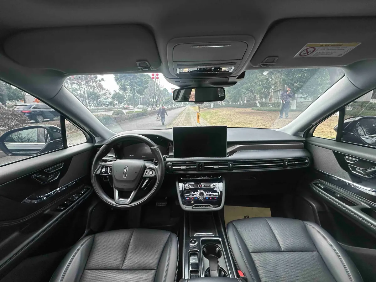 2021 Lincoln Corsair 2.0T 245HP L4 8AT,autocango,china used car exporter,china ev exporter,chinese used car exporter,chinese used ev exporter