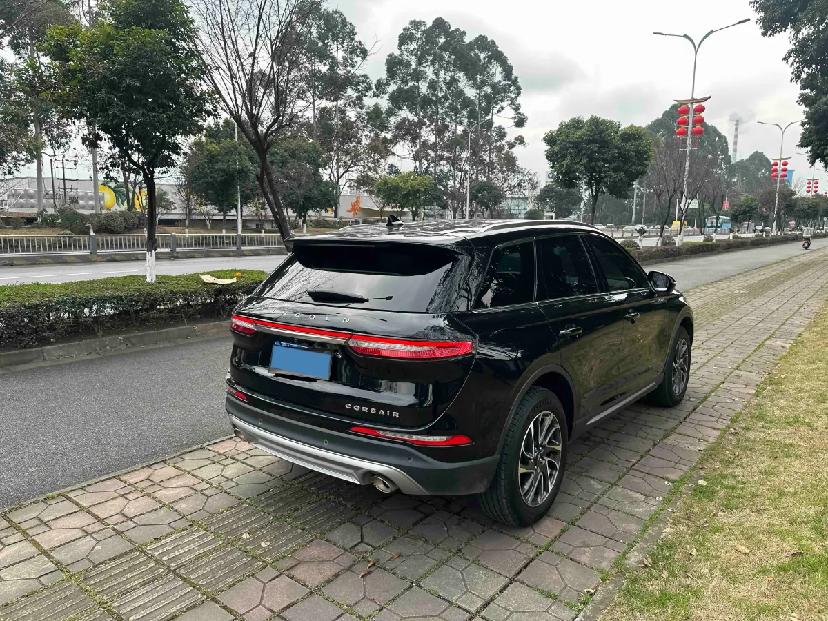 2021 Lincoln Corsair 2.0T 245HP L4 8AT,autocango,china used car exporter,china ev exporter,chinese used car exporter,chinese used ev exporter