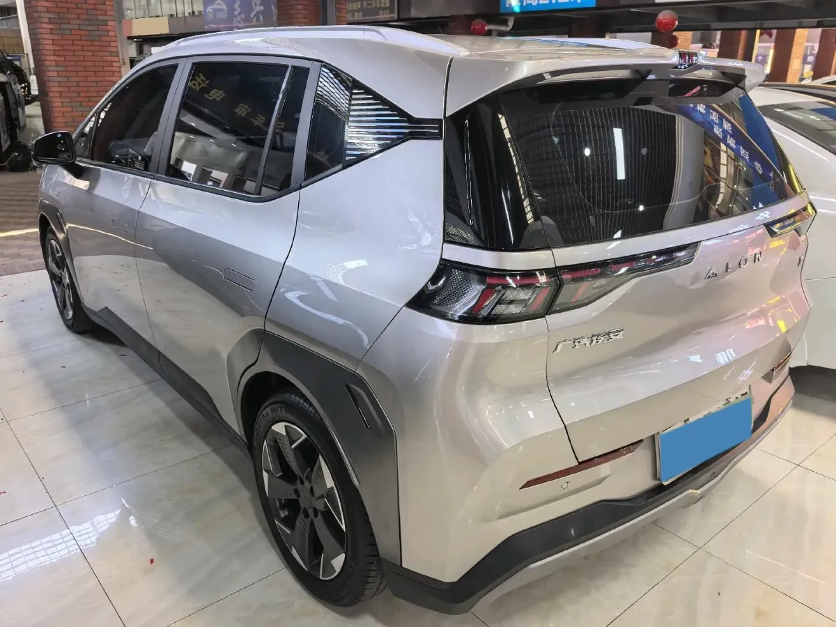 2022 Geely Okavango 1.8T 184HP L4 7DCT,autocango,china used car exporter,china ev exporter,chinese used car exporter,chinese used ev exporter