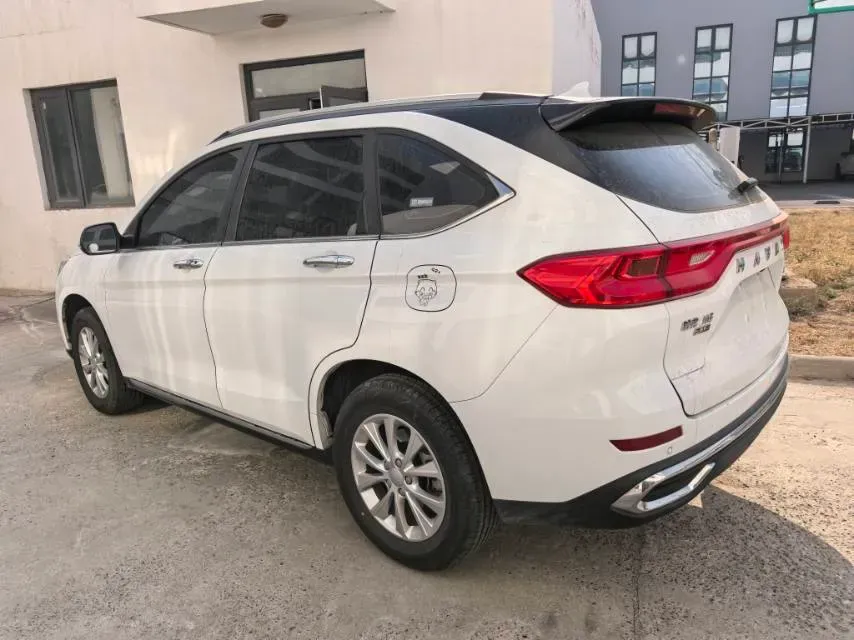 2021 Haval M6 1.5T 150HP L4 7DCT,autocango,china used car exporter,china ev exporter,chinese used car exporter,chinese used ev exporter