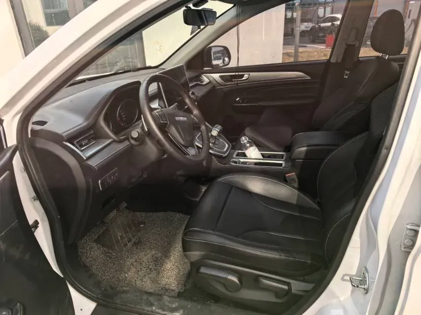 2021 Haval M6 1.5T 150HP L4 7DCT,autocango,china used car exporter,china ev exporter,chinese used car exporter,chinese used ev exporter