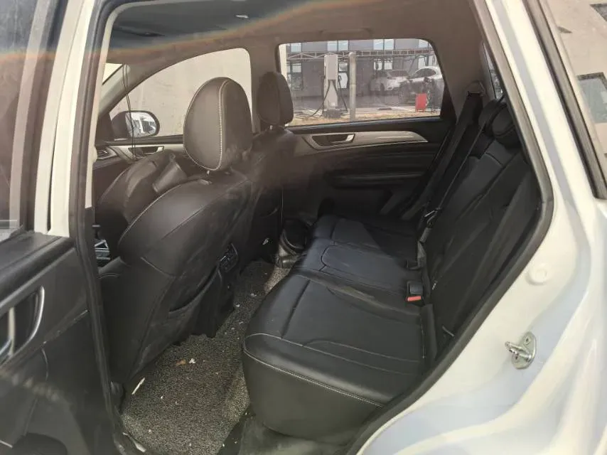 2021 Haval M6 1.5T 150HP L4 7DCT,autocango,china used car exporter,china ev exporter,chinese used car exporter,chinese used ev exporter