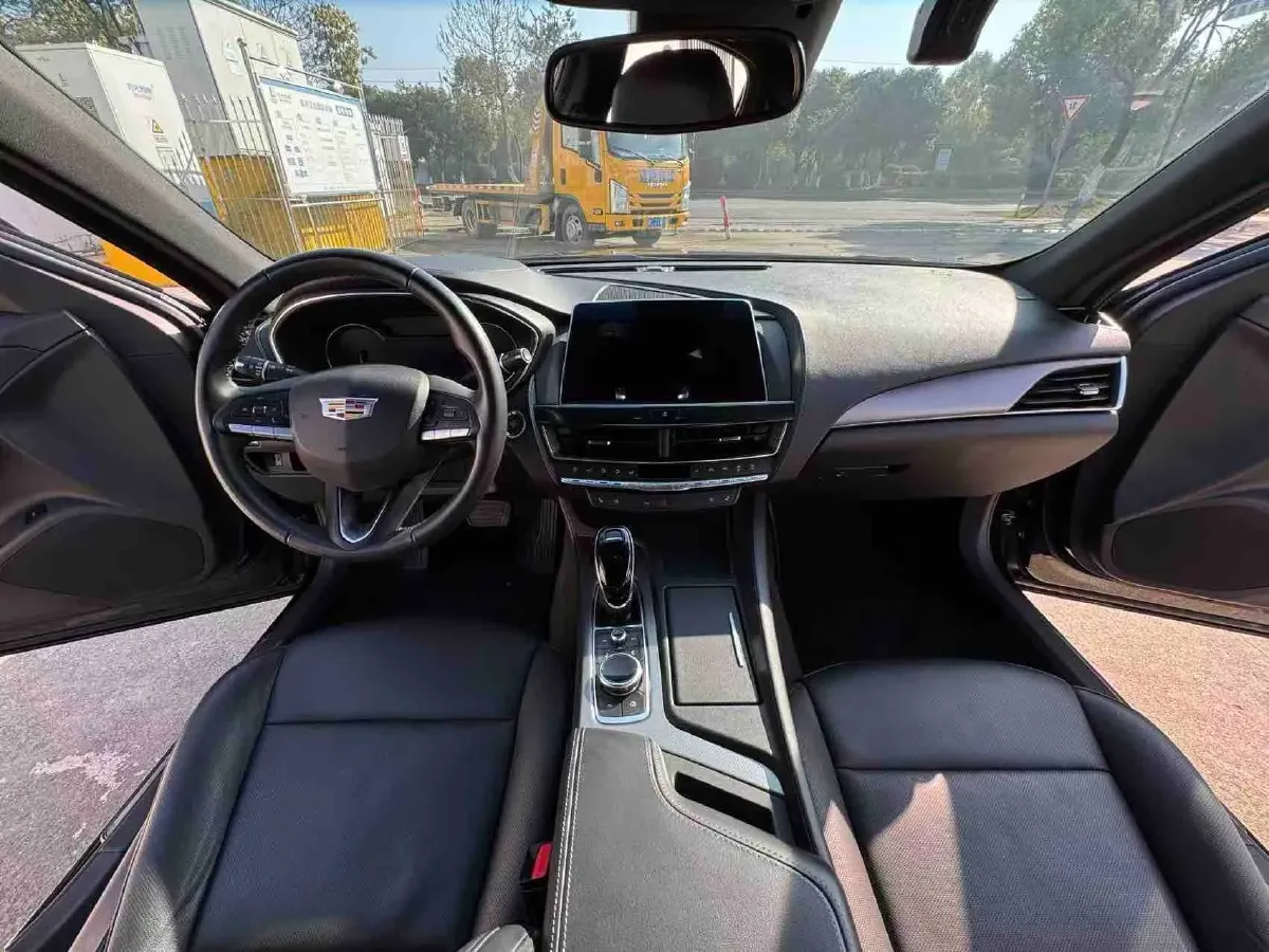 2022 Cadillac CT5 2.0T 237HP L4 10AT,autocango,china used car exporter,china ev exporter,chinese used car exporter,chinese used ev exporter