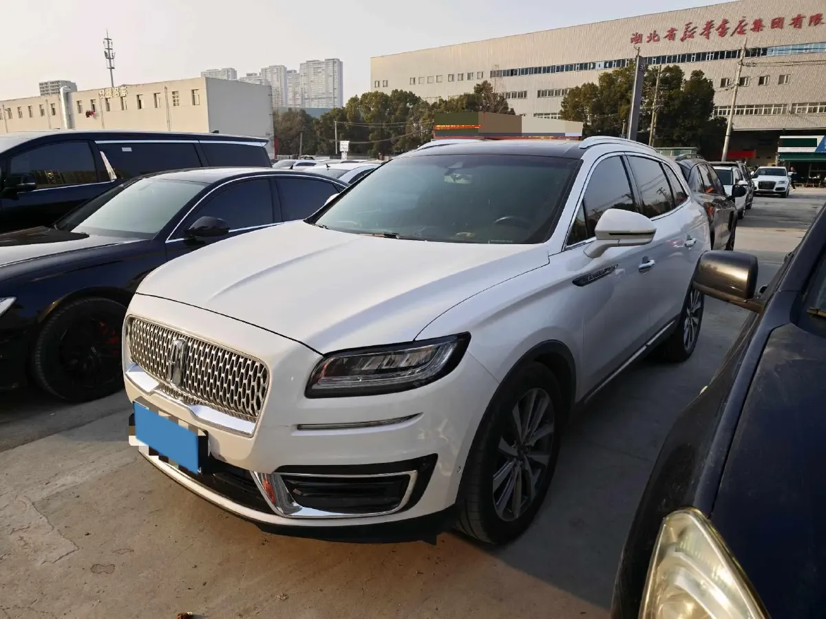 2019 Lincoln Nautilus 2.0T 235HP L4 8AT,autocango,china used car exporter,china ev exporter,chinese used car exporter,chinese used ev exporter