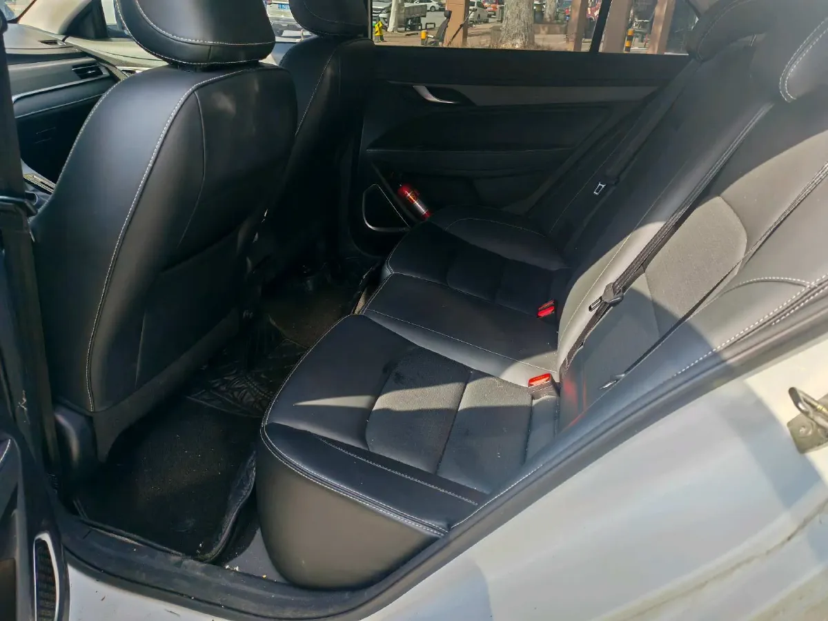 2021 Geely Emgrand 1.5L 109HP L4 CVT,autocango,china used car exporter,china ev exporter,chinese used car exporter,chinese used ev exporter