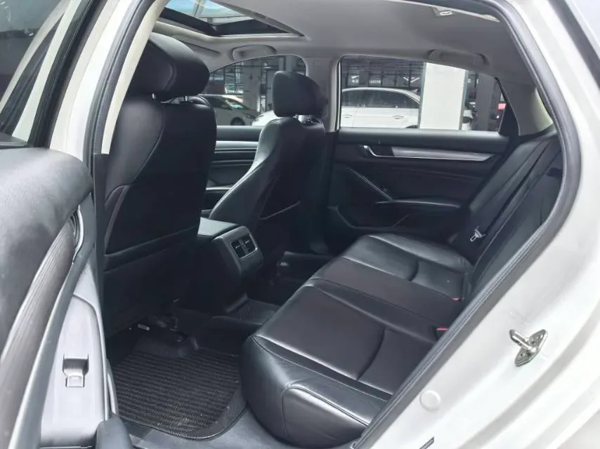 2018 Honda Accord 1.5T 194HP L4 CVT,autocango,china used car exporter,china ev exporter,chinese used car exporter,chinese used ev exporter