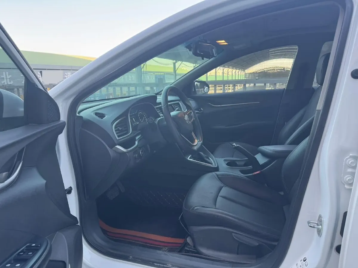 2021 Buick Excelle 1.5L 113HP L4 6AT,autocango,china used car exporter,china ev exporter,chinese used car exporter,chinese used ev exporter