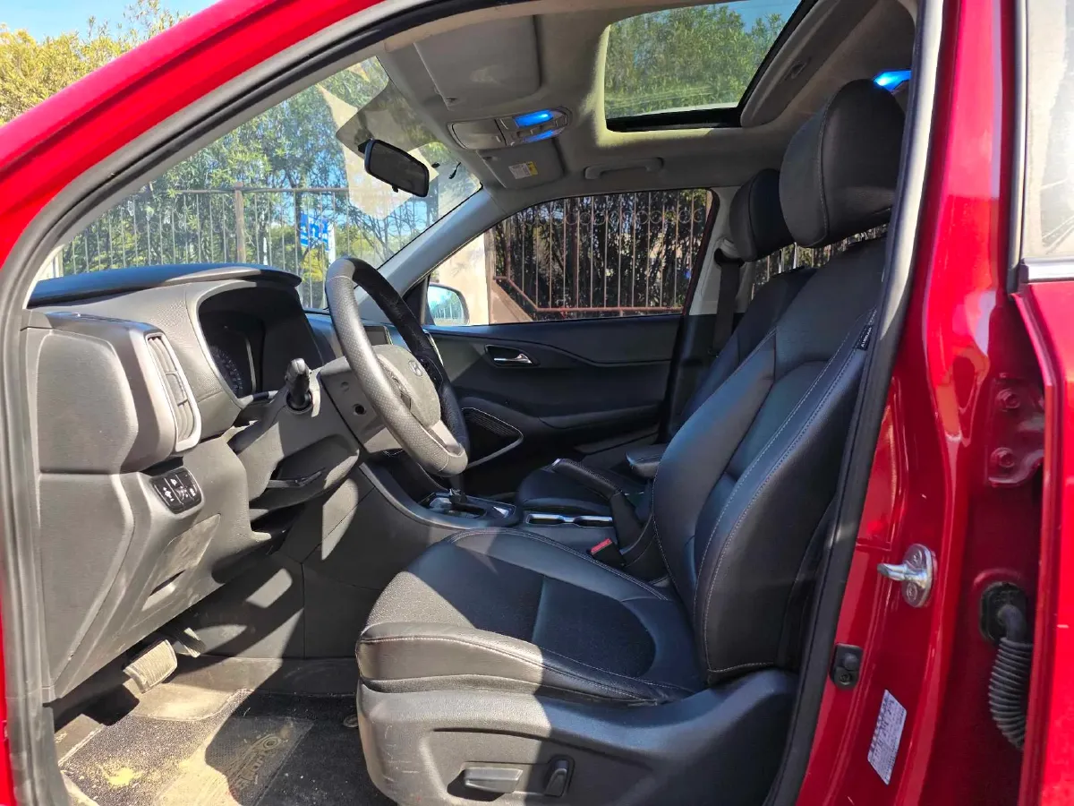 2018 Hyundai ix35 2.0L 160HP L4 6AT,autocango,china used car exporter,china ev exporter,chinese used car exporter,chinese used ev exporter