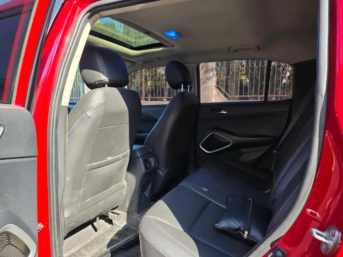 2018 Hyundai ix35 2.0L 160HP L4 6AT,autocango,china used car exporter,china ev exporter,chinese used car exporter,chinese used ev exporter